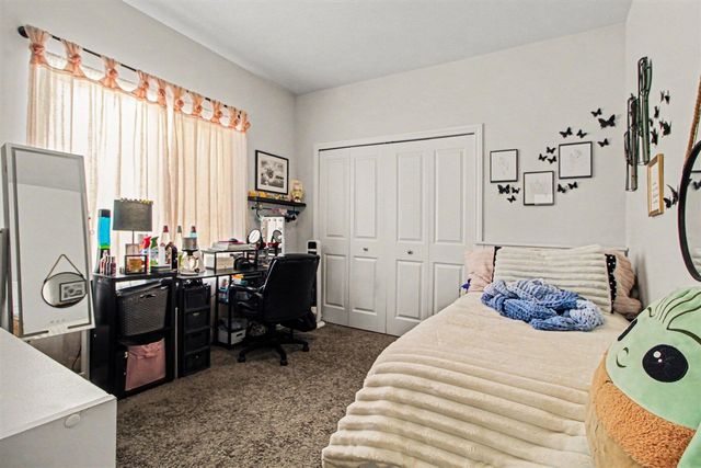 31614 Beaver Circle, New Boston, MI 48164