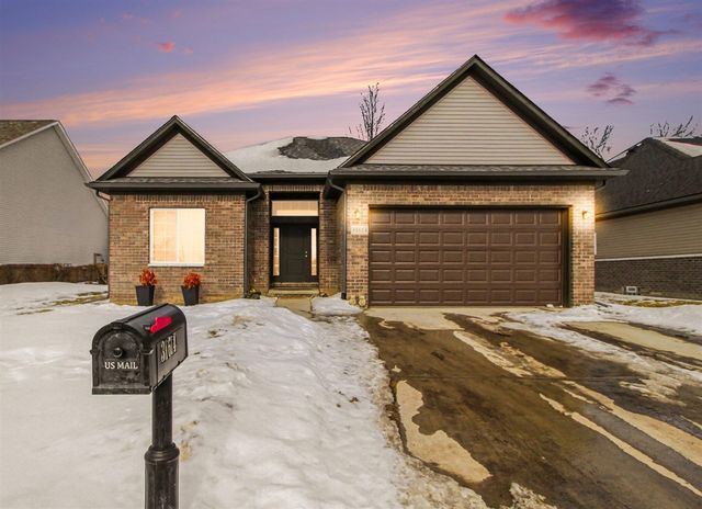 31614 Beaver Circle, New Boston, MI 48164