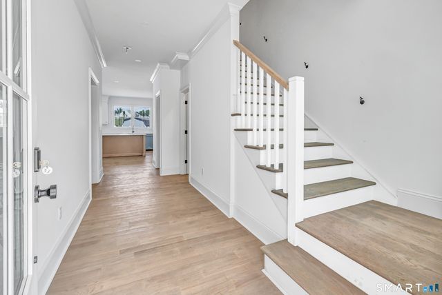 27 Suzanne Circle, Fairfield, CT 06825