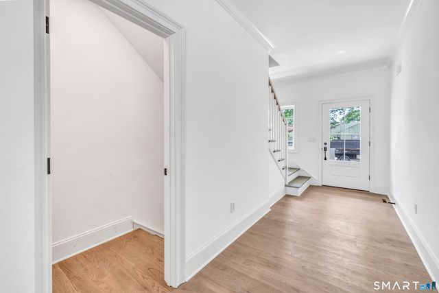 27 Suzanne Circle, Fairfield, CT 06825