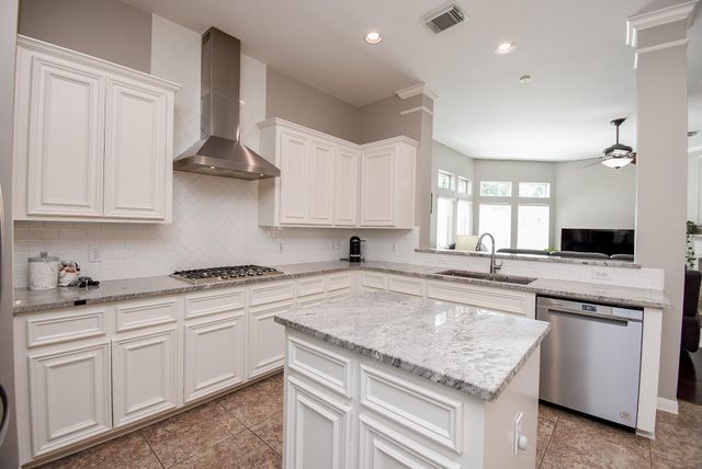 7218 Fall Creek Bend, Humble, TX 77396