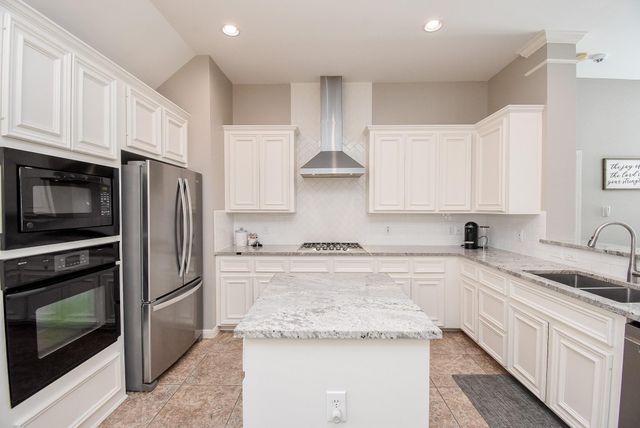 7218 Fall Creek Bend, Humble, TX 77396