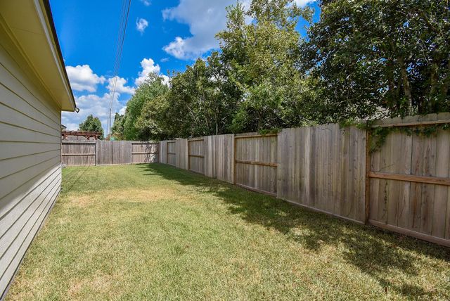 7218 Fall Creek Bend, Humble, TX 77396