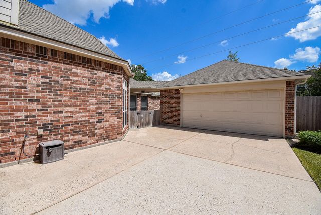 7218 Fall Creek Bend, Humble, TX 77396