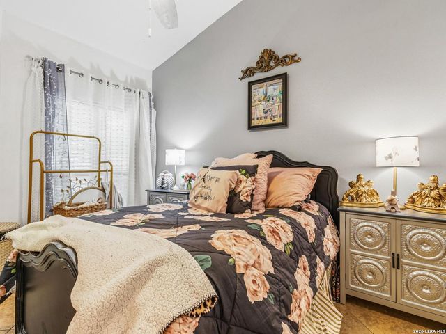 4839 Brandeis St Apt 423, San Antonio, TX 78249