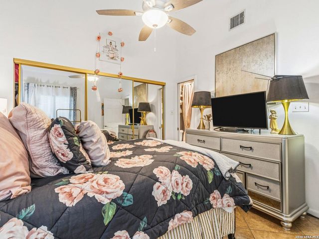 4839 Brandeis St Apt 423, San Antonio, TX 78249