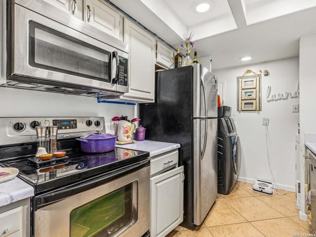 4839 Brandeis St Apt 423, San Antonio, TX 78249