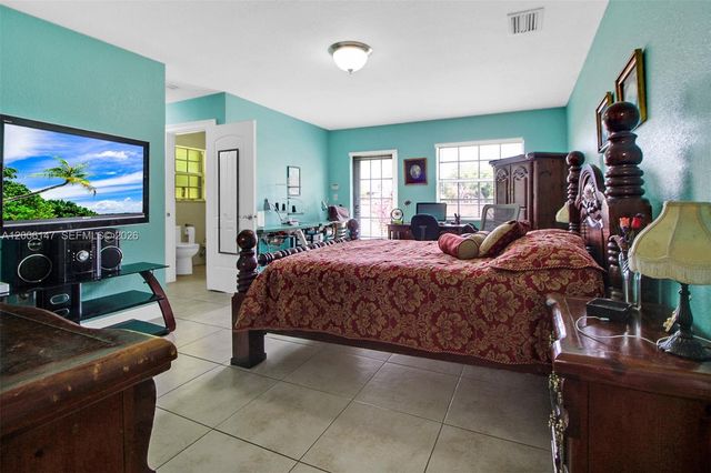 14557 SW 160th St, Miami, FL 33177
