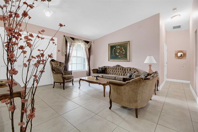 14557 SW 160th St, Miami, FL 33177