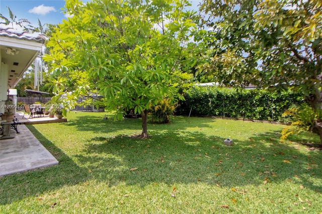 14557 SW 160th St, Miami, FL 33177