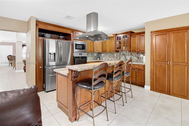 14557 SW 160th St, Miami, FL 33177
