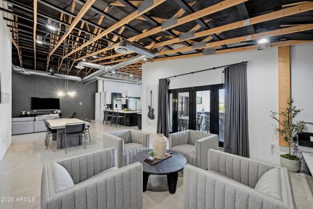 6444 E OAK Street, Scottsdale, AZ 85257