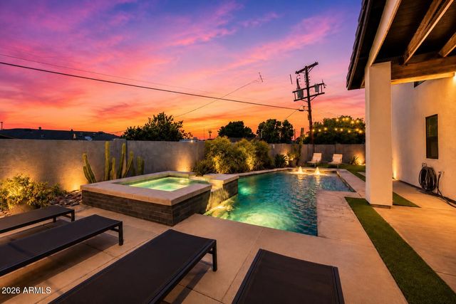 6444 E OAK Street, Scottsdale, AZ 85257