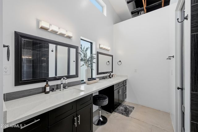 6444 E OAK Street, Scottsdale, AZ 85257