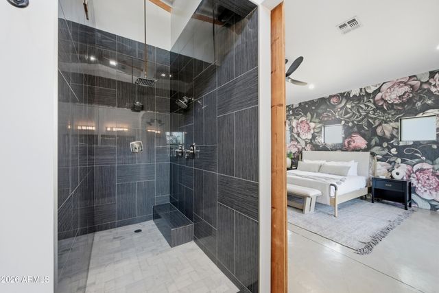6444 E OAK Street, Scottsdale, AZ 85257