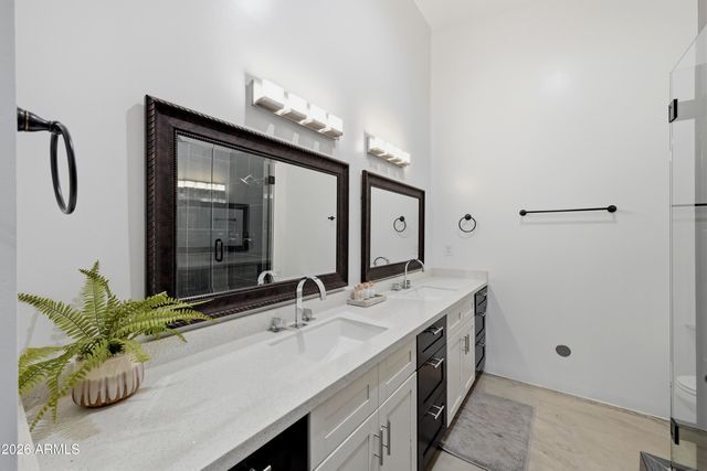 6444 E OAK Street, Scottsdale, AZ 85257