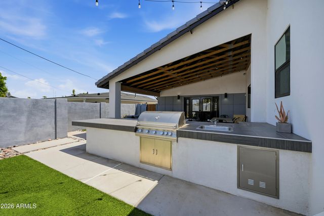 6444 E OAK Street, Scottsdale, AZ 85257