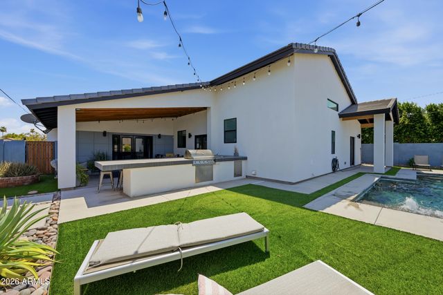 6444 E OAK Street, Scottsdale, AZ 85257