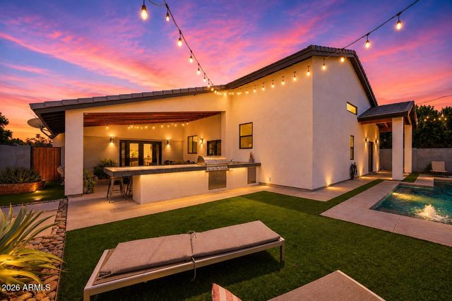 6444 E OAK Street, Scottsdale, AZ 85257