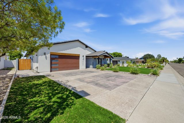 6444 E OAK Street, Scottsdale, AZ 85257