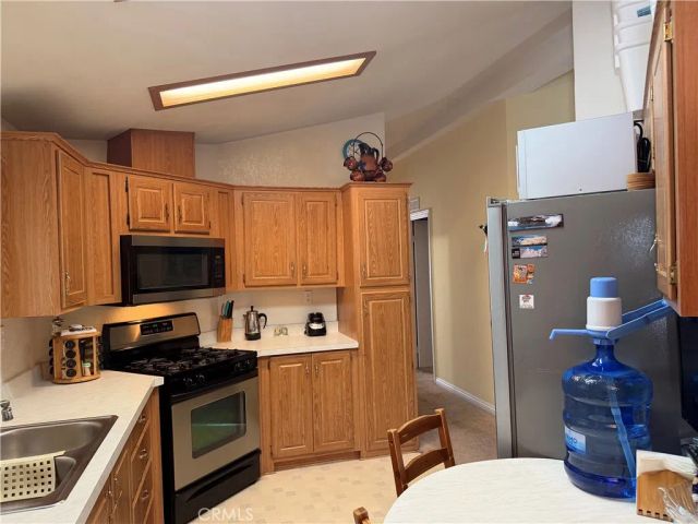 3701 Fillmore 112, Riverside, CA 92505