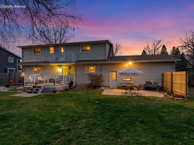 2511 36th PLACE, Two Rivers, WI 54241