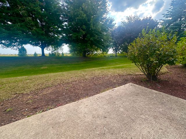 1850 Candlelight Circle, Montgomery, IL 60538