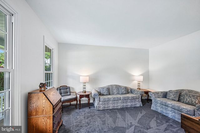117 CAMBRIDGE RD, Landenberg, PA 19350