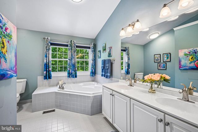 117 CAMBRIDGE RD, Landenberg, PA 19350