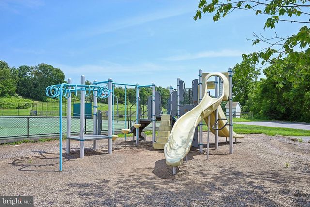 117 CAMBRIDGE RD, Landenberg, PA 19350