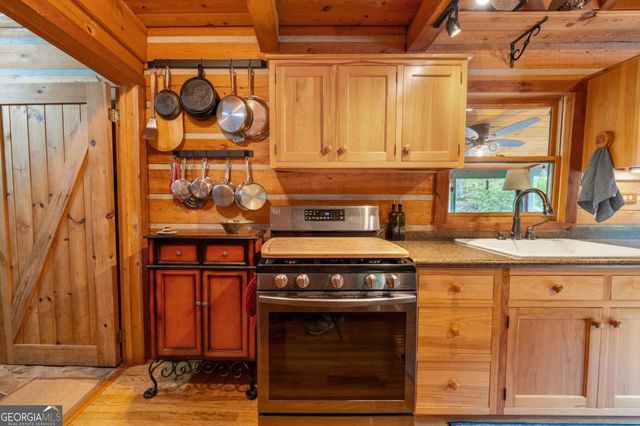 237 Nugget Ridge Road, Dawsonville, GA 30534