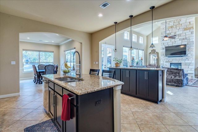 307 Duffy LN, Austin, TX 78738