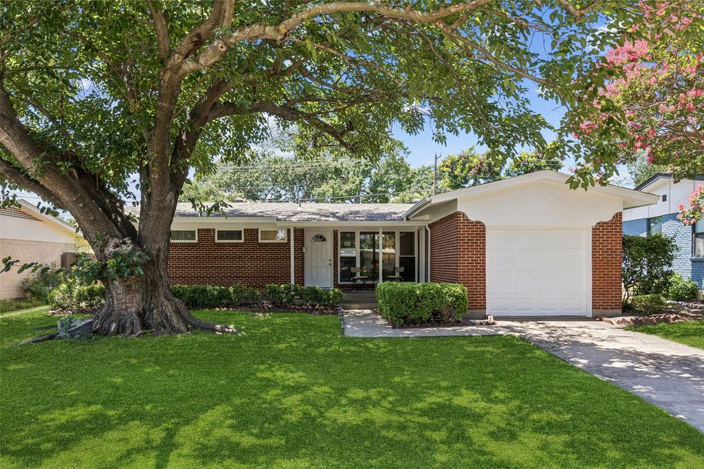 217 Leda Drive, Dallas, TX 75218