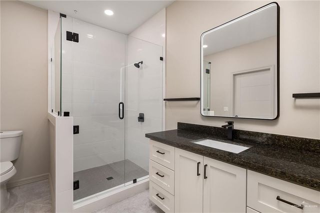 425 S 12th Street, Alamo, TX 78516
