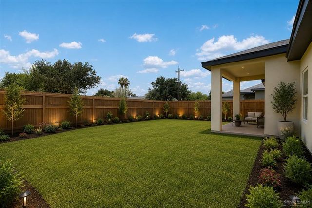 425 S 12th Street, Alamo, TX 78516