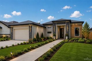 425 S 12th Street, Alamo, TX 78516