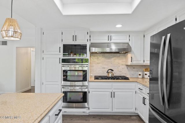 1660 Wellington Place, Westlake Village, CA 91361