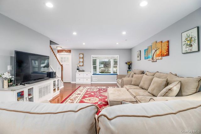 58 Prospect Avenue, White Plains, NY 10607