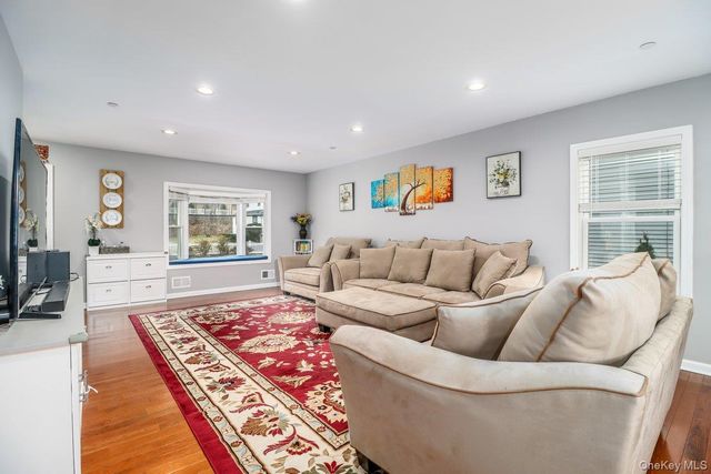 58 Prospect Avenue, White Plains, NY 10607