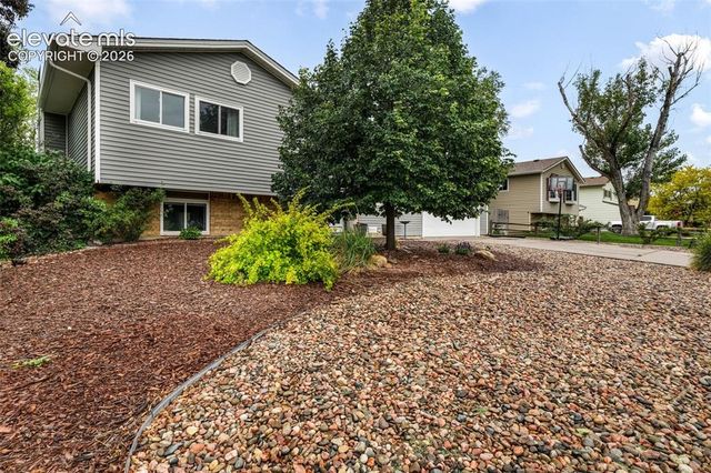 7175 Woody Creek Drive, Colorado Springs, CO 80911