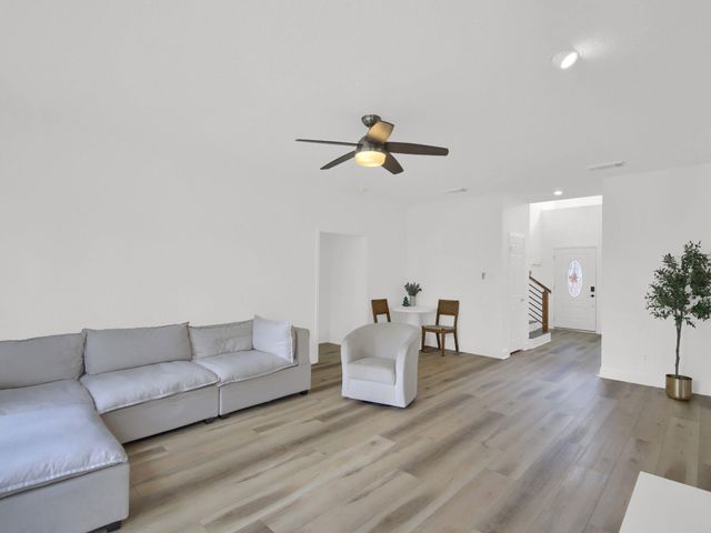6001 Sierra Arbor CT, Austin, TX 78759