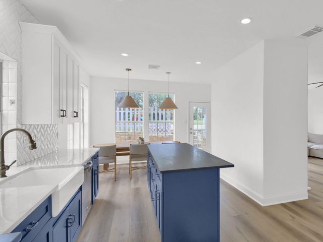 6001 Sierra Arbor CT, Austin, TX 78759