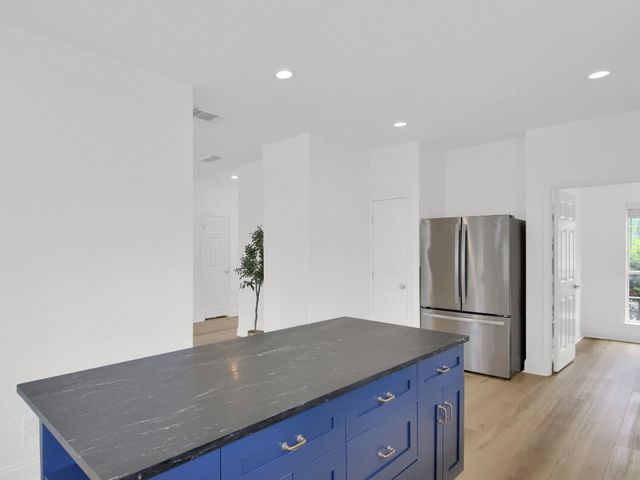 6001 Sierra Arbor CT, Austin, TX 78759