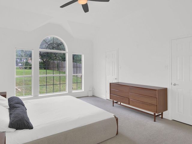 6001 Sierra Arbor CT, Austin, TX 78759