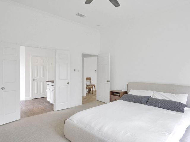6001 Sierra Arbor CT, Austin, TX 78759
