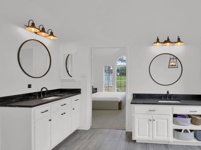 6001 Sierra Arbor CT, Austin, TX 78759
