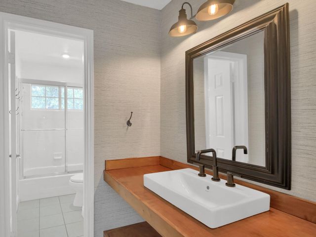6001 Sierra Arbor CT, Austin, TX 78759