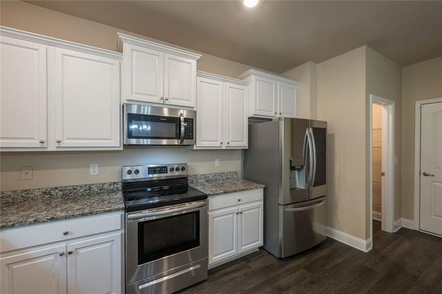 12172 Flannery Lane, Hampton, GA 30228