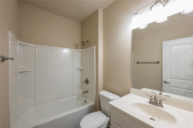 12172 Flannery Lane, Hampton, GA 30228