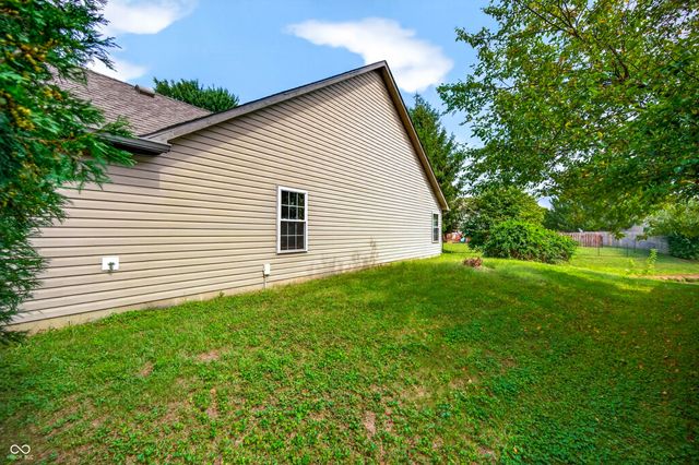 1545 Black Oak Court, Franklin, IN 46131